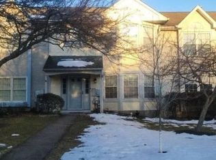 35 Beacon Ct, Robbinsville, NJ