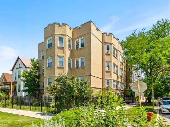 3548 W Belle Plaine Ave #2, Chicago, IL 60618