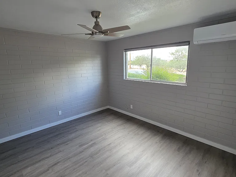 Sierra Linda Apartments — Photo 25