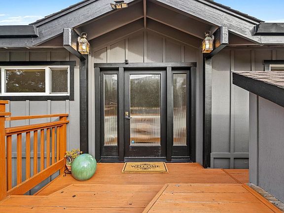 3rd image of 803 Cresta Vista Way