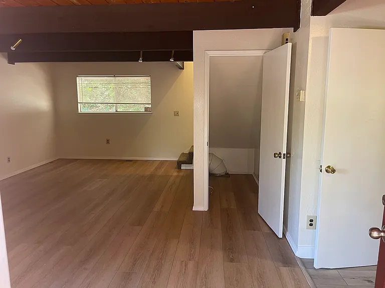 1645 River St — Photo 5