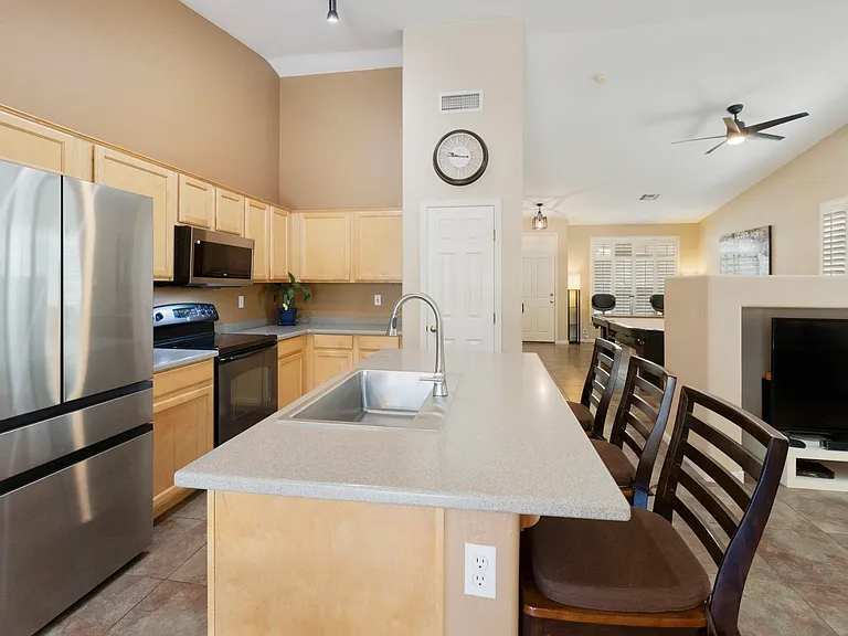 1743 E Park Ave — Photo 8