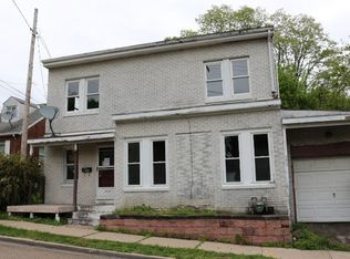 128 James St, Springdale, PA 15144