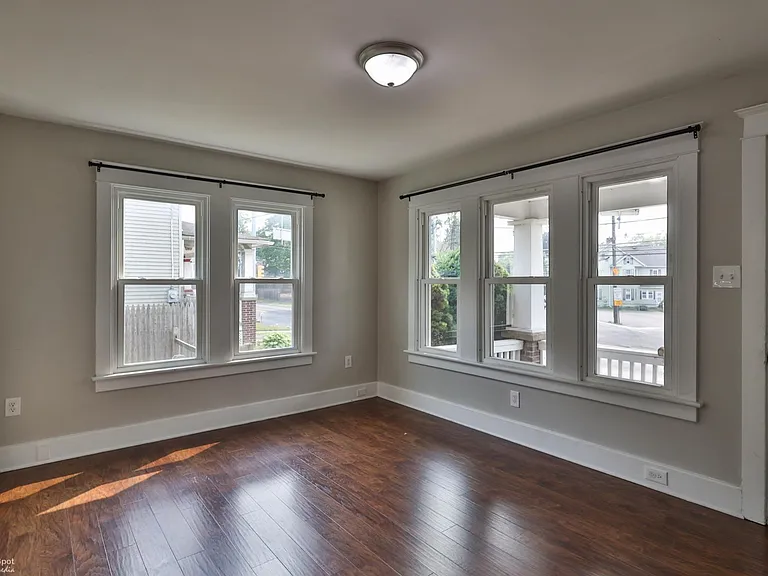 260 Nazareth Pike — Photo 16
