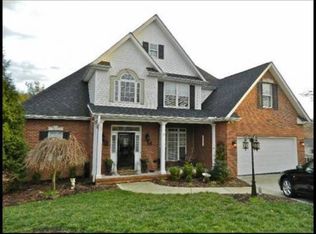2201 Greenwich Ln, Knoxville, TN 37932