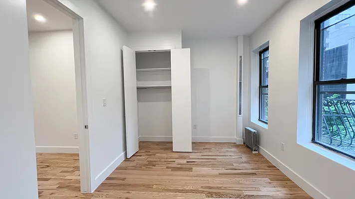 Rented by Brighton Management | media 8