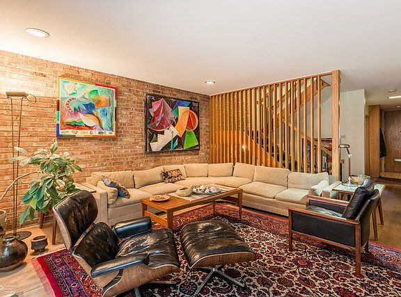 5th image of 1349 E Park Pl