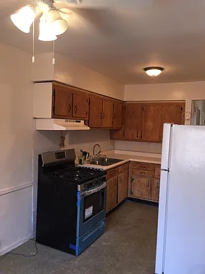 Rented by Aidonis Realty | media 1