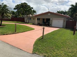 3126 Harrison St, Hollywood, FL 33021