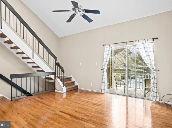 604 Aberdeen Ln, Blackwood, NJ 08012