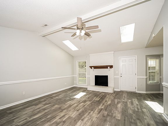 2nd image of 8117 N Ridgebrook Dr