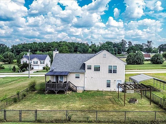 4th image of 137 Stonebrooke Dr