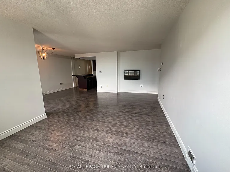 155 Kent St #1205 — Photo 22