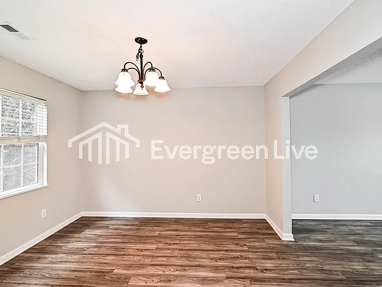 2283 Wilkinson Dr — Photo 3