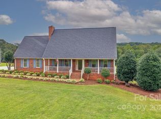 534 Buck Collins Rd, Forest City, NC 28043