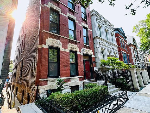 2nd image of 1706 N Dayton St APT 3