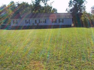 364 Macy Grove Rd, Kernersville, NC 27284