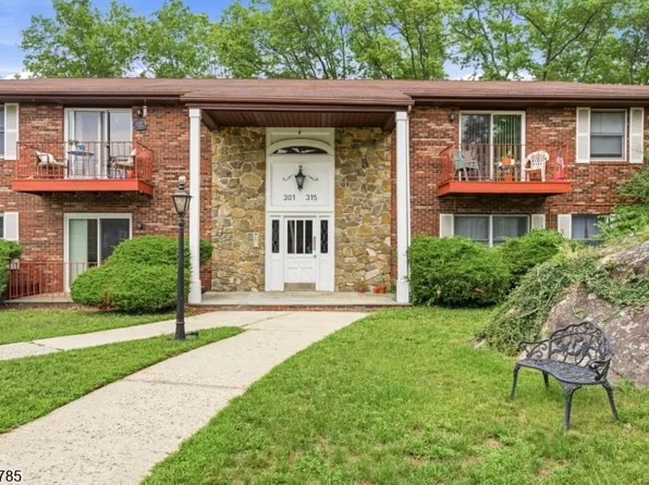 315 Ringwood Ave, Pompton Lakes Boro, NJ 07442