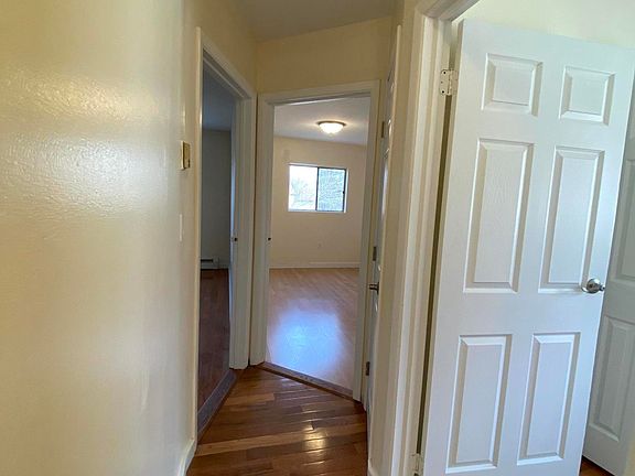 4th image of 245 Ada Dr #2