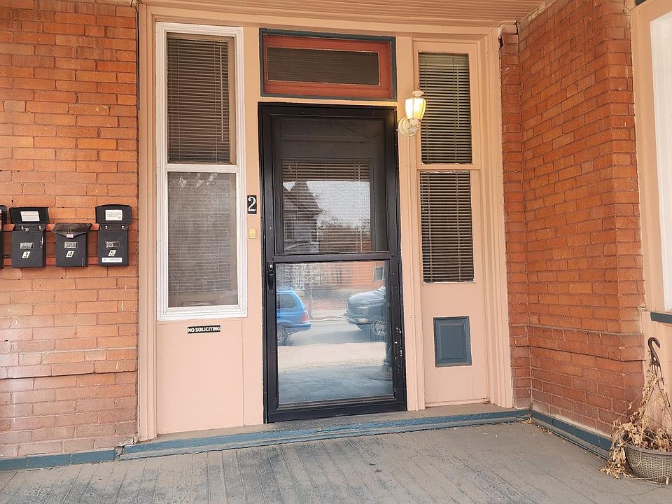 1st image of 2112 N Grand Ave APT 2