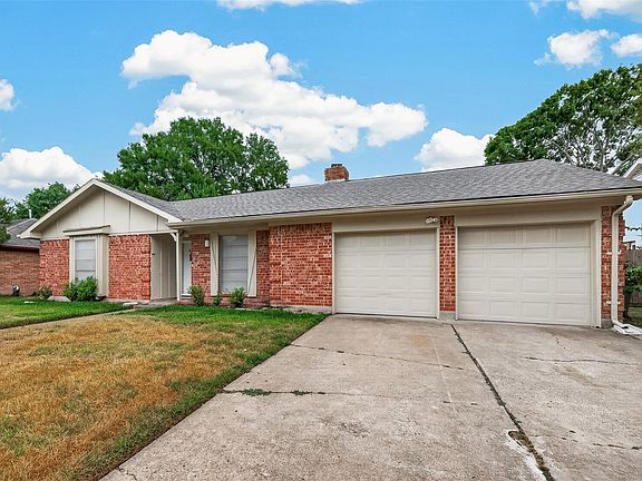 3rd image of 8807 Langdon Ln