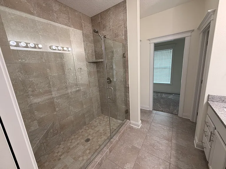 2204 SW 18th St — Photo 10