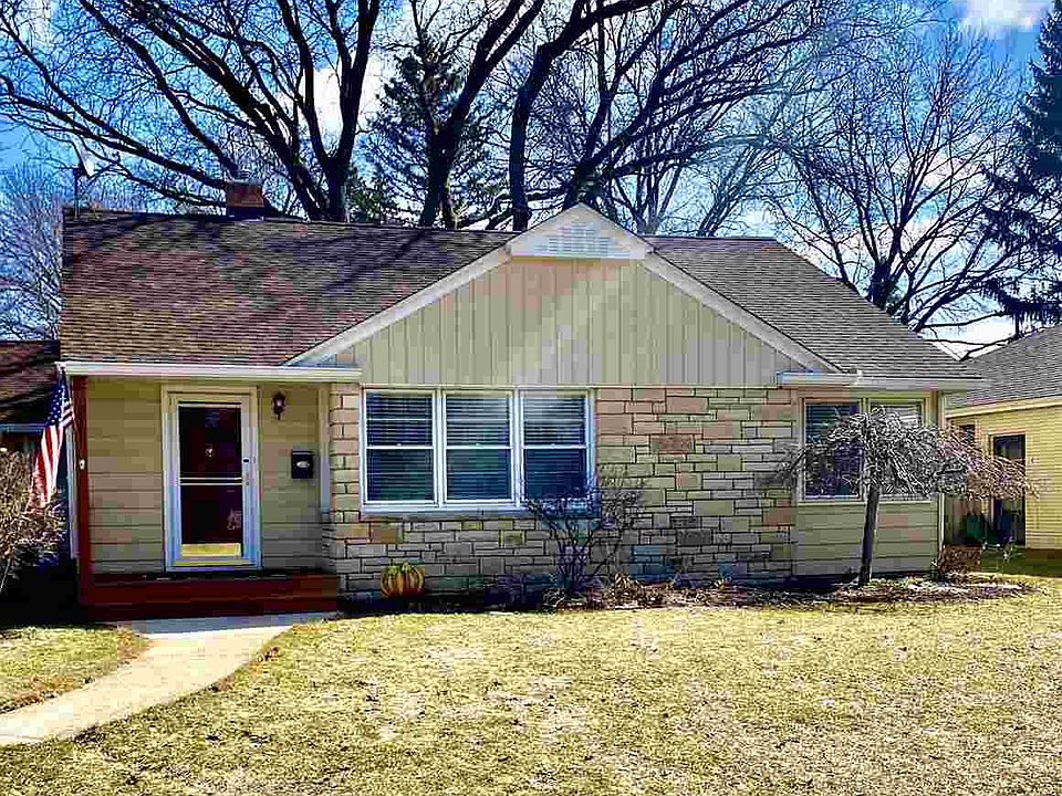 1st image of 821 Green Meadow Ave