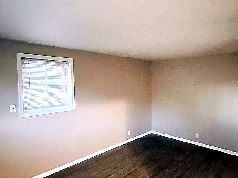 Harrison Place Apartments — Photo 4