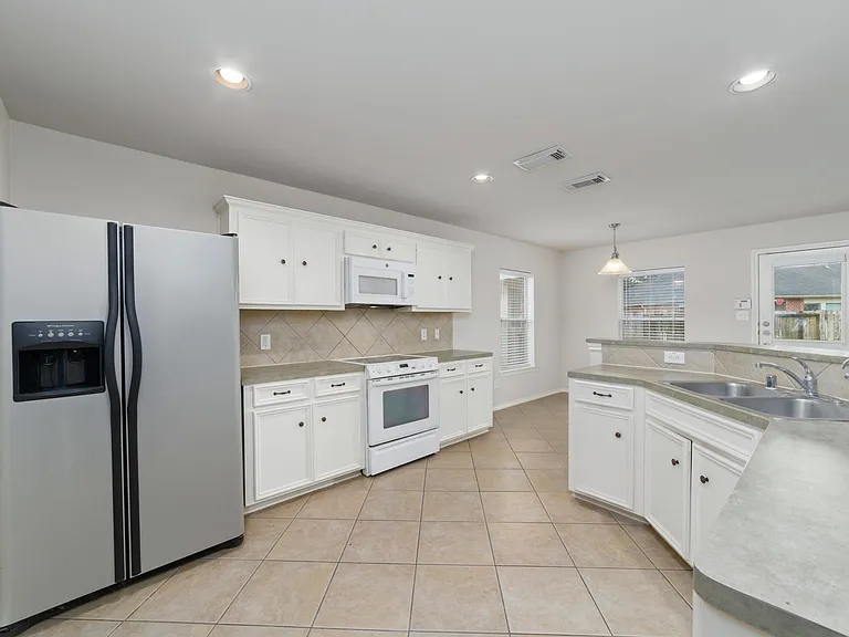 20527 Port Bishop Ln — Photo 15