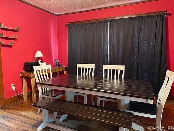 4th image of 1008 S College St