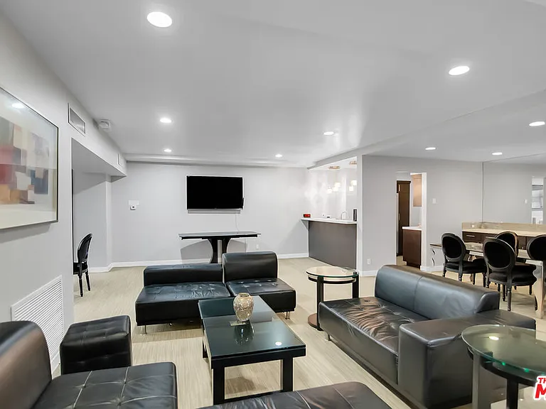 1155 N La Cienega Blvd #1103 — Photo 28