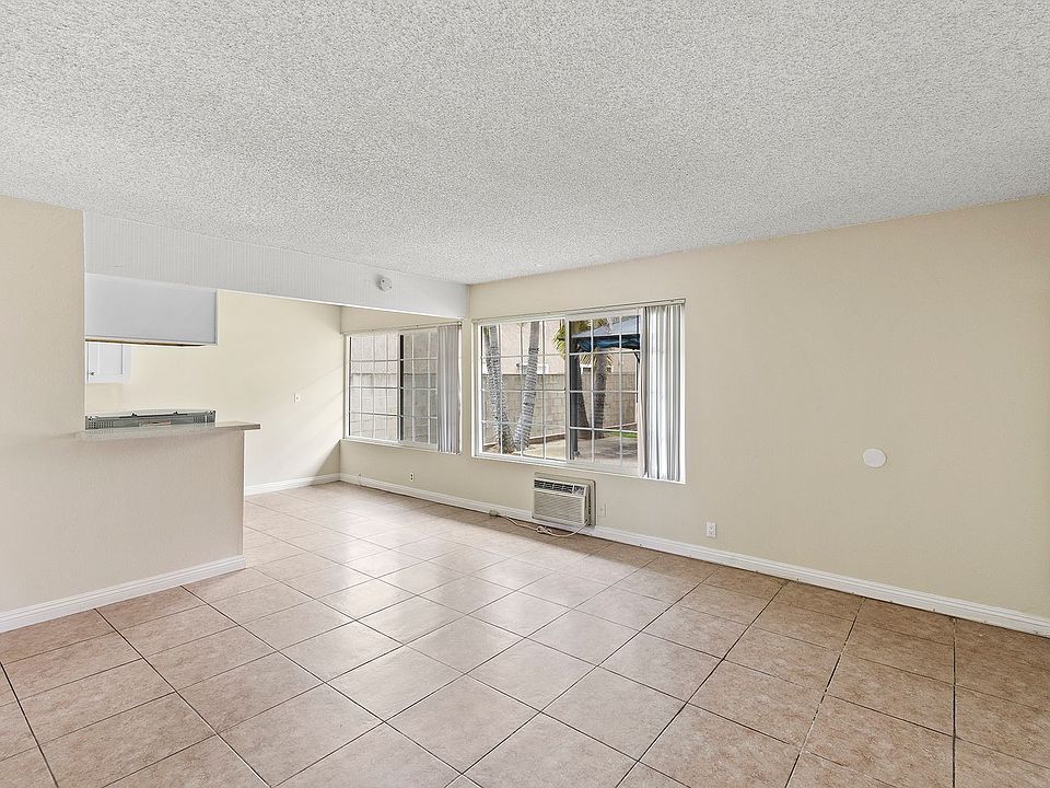 1st image of 3300 W Orange Ave #4