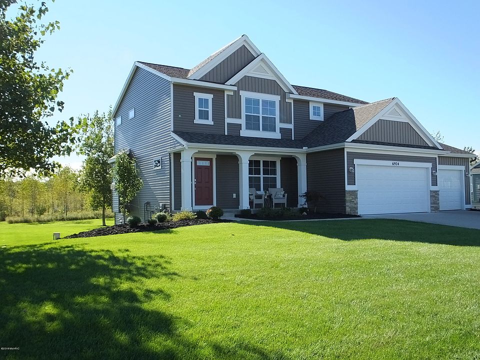 1st image of 6924 Myers View Ct NE