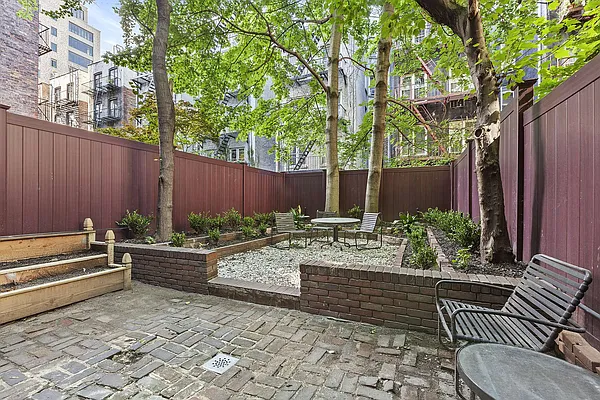 Rented by Compass | media 15