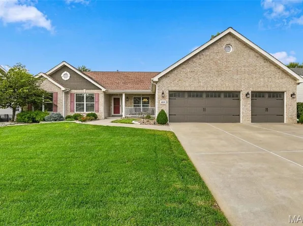 409 Mannington Dr, Saint Peters, MO 63376