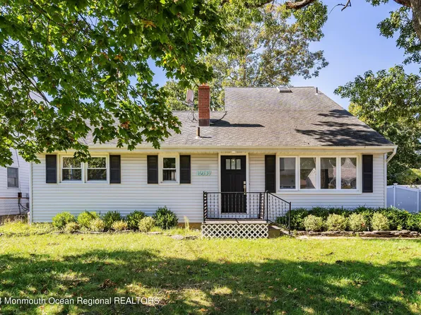 1207 Barton Avenue, Point Pleasant, NJ 08742