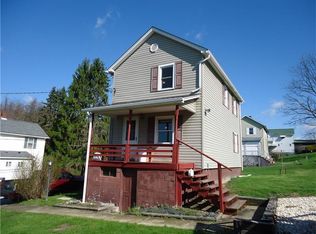 140 New Blocks Dr, Yukon, PA 15698