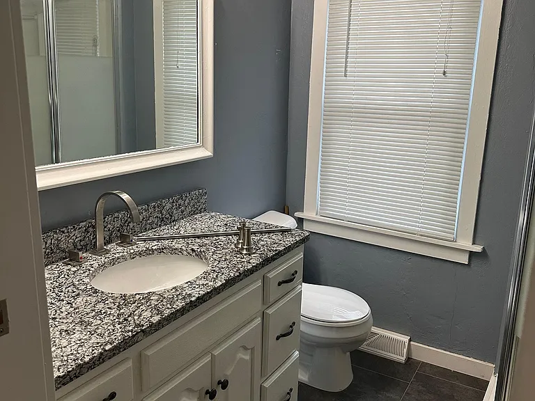 962 Lakeview Dr #1 — Photo 13