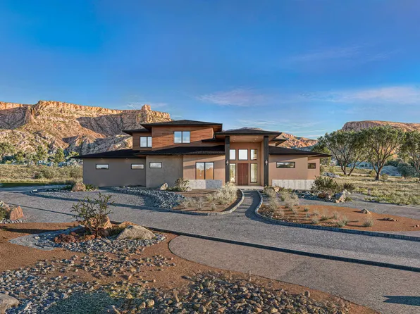 1945 Hidden Hollow Ct, Grand Junction, CO 81507