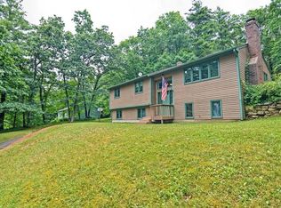 110 New Boston Rd, Sturbridge, MA 01566