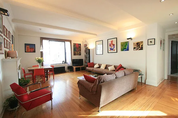 Sold by Real Direct | media 23