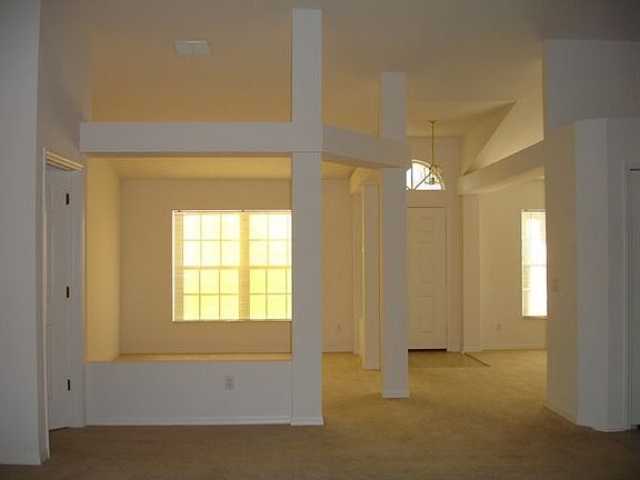 2nd image of 65 W Navarro Pl