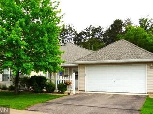 6863 Blackhawk Trl, Inver Grove Heights, MN 55077