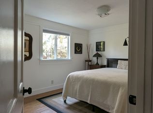 962 W 8th Aly, Eugene, OR 97402