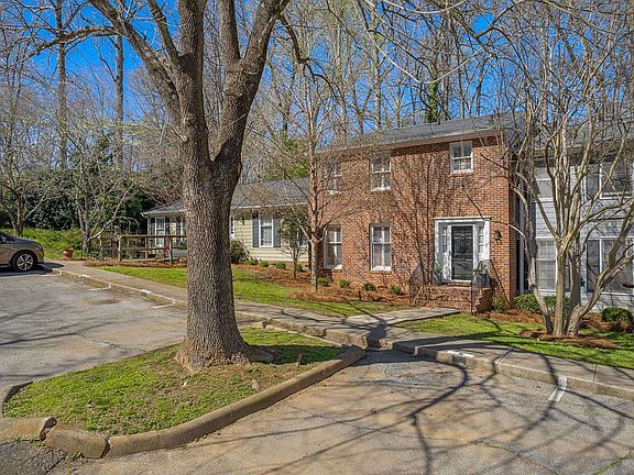 3rd image of 3 Woodberry Pl