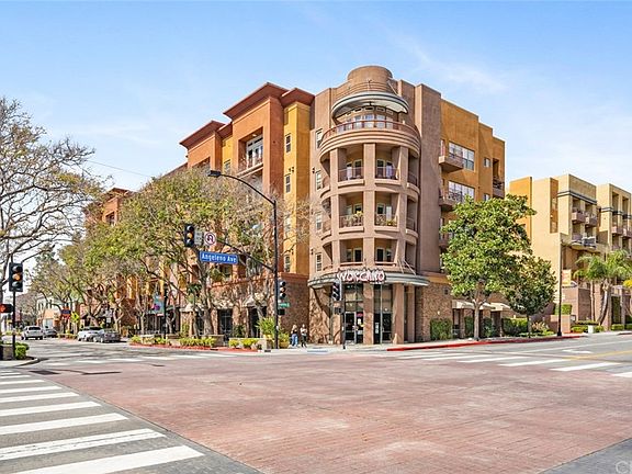 5th image of 150 S San Fernando Blvd Unit 102