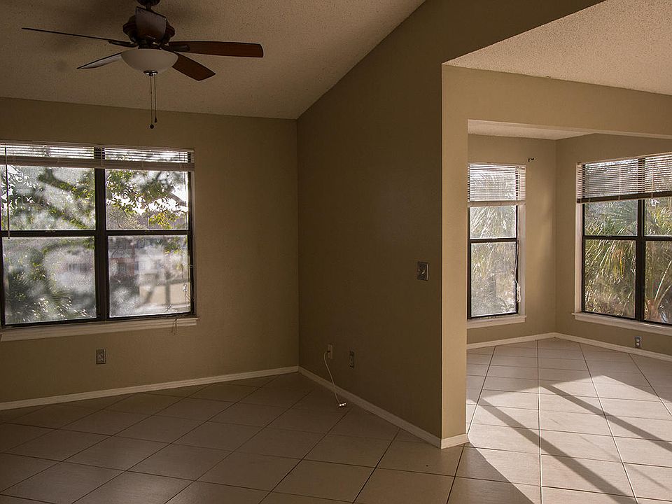 1st image of 2303 N Congress Avenue #33