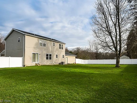 4th image of 7011 Richwood Dr