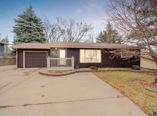 1904 S Kiwanis Ave, Sioux Falls, SD 57105