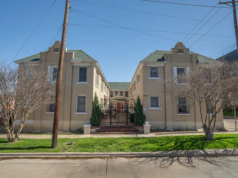 1431 Lipscomb — Photo 3